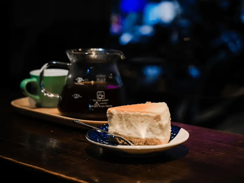 起司乳酪蛋糕與手沖咖啡